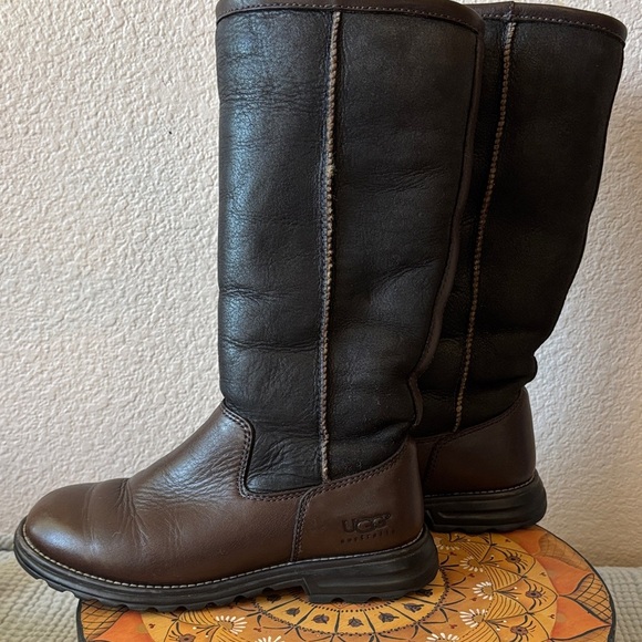 UGG Brown and Tan Winter Boots - Picture 5 of 6